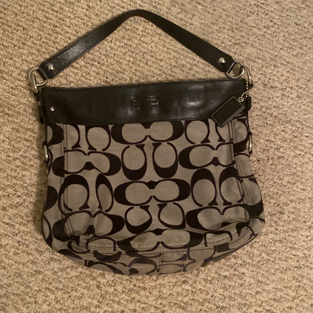 Coach Signature C canvas shoulder bag